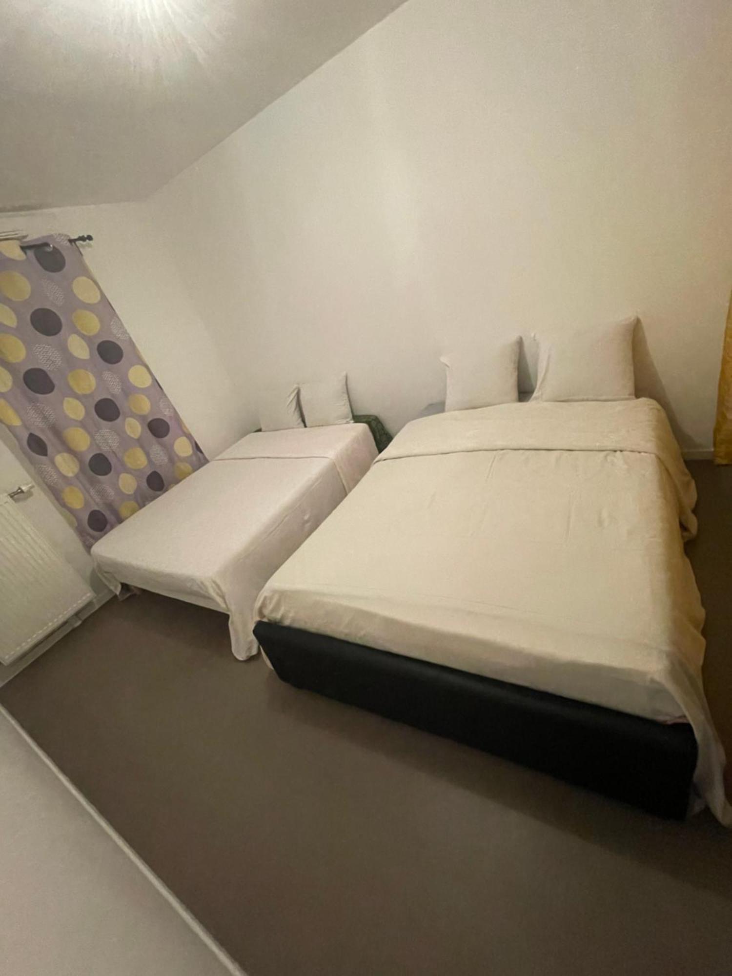Ferienwohnung Smb Bezons Exterior foto